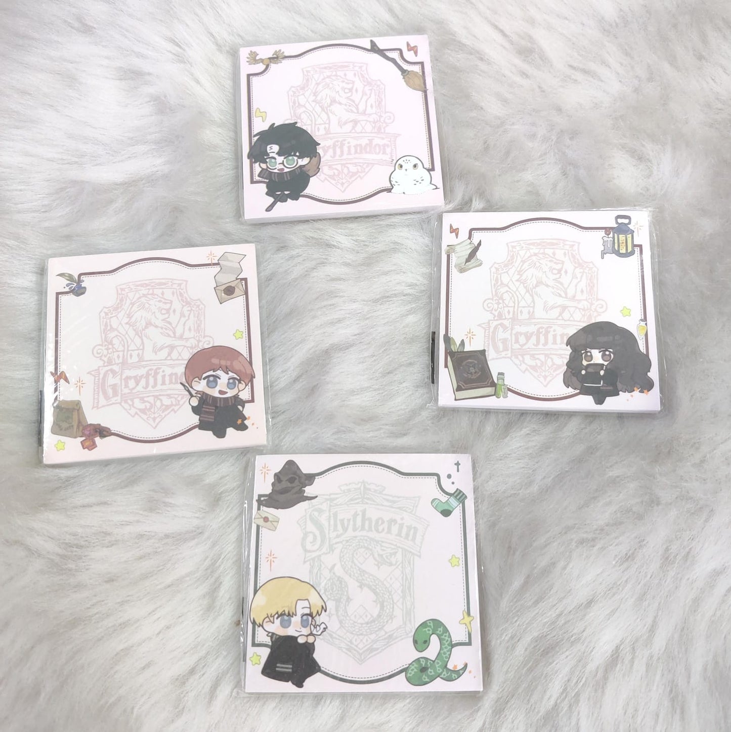Harry Potter Set of 2 Memo Pads - Random 2 pcs