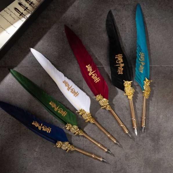 Harry Potter Feather Pens (Select From Drop Down Menu)