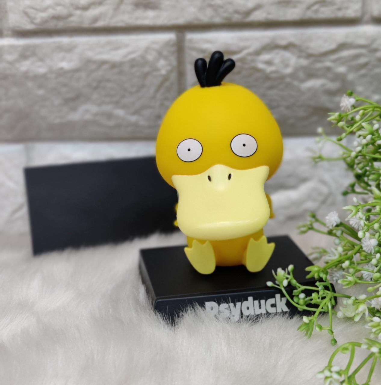 Bobble Head with Phone Stand