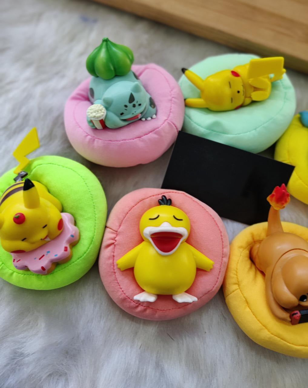 Sleeping Figures With Bean Bag Set od 8