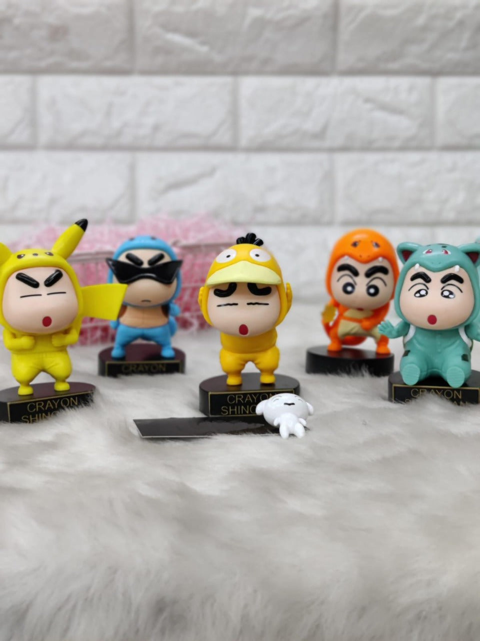 Shinchan Figure Set of 5 -cosplay Version