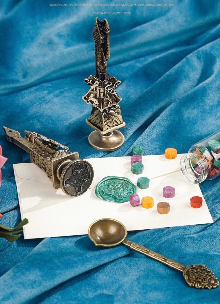 Harry Potter Collectable Pen Set - 15 Pcs - Random Set Will Be Provided