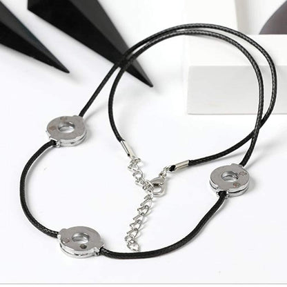 Jewels Anime Itachi Inspired Pendant Necklace Fashion Jewellery Cosplay Accessory for Men and Women