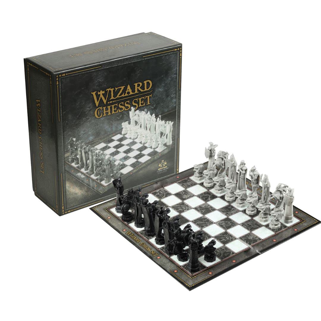 Wizarding World Harry Potter  Chess Set
