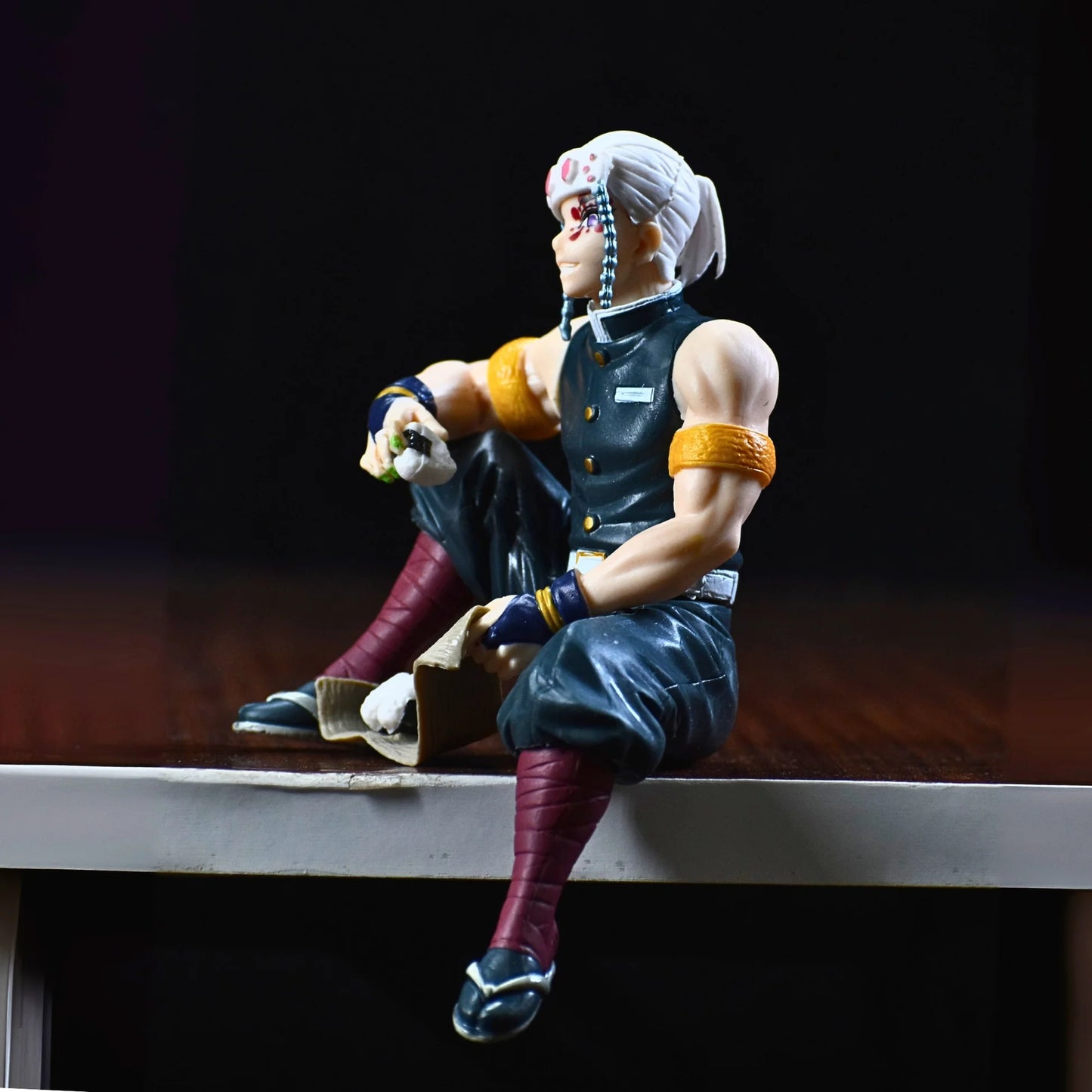 Demon Slayer Tengen Uzui Sitting Figure