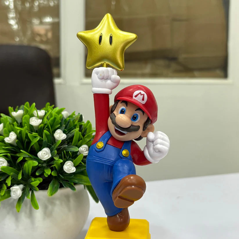 Super Mario Star Revolving Figure 21 cm