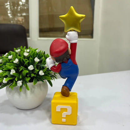 Super Mario Star Revolving Figure 21 cm