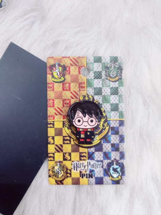 Harry Potter Themed Enamel Pins (Select From Drop Down Menu)