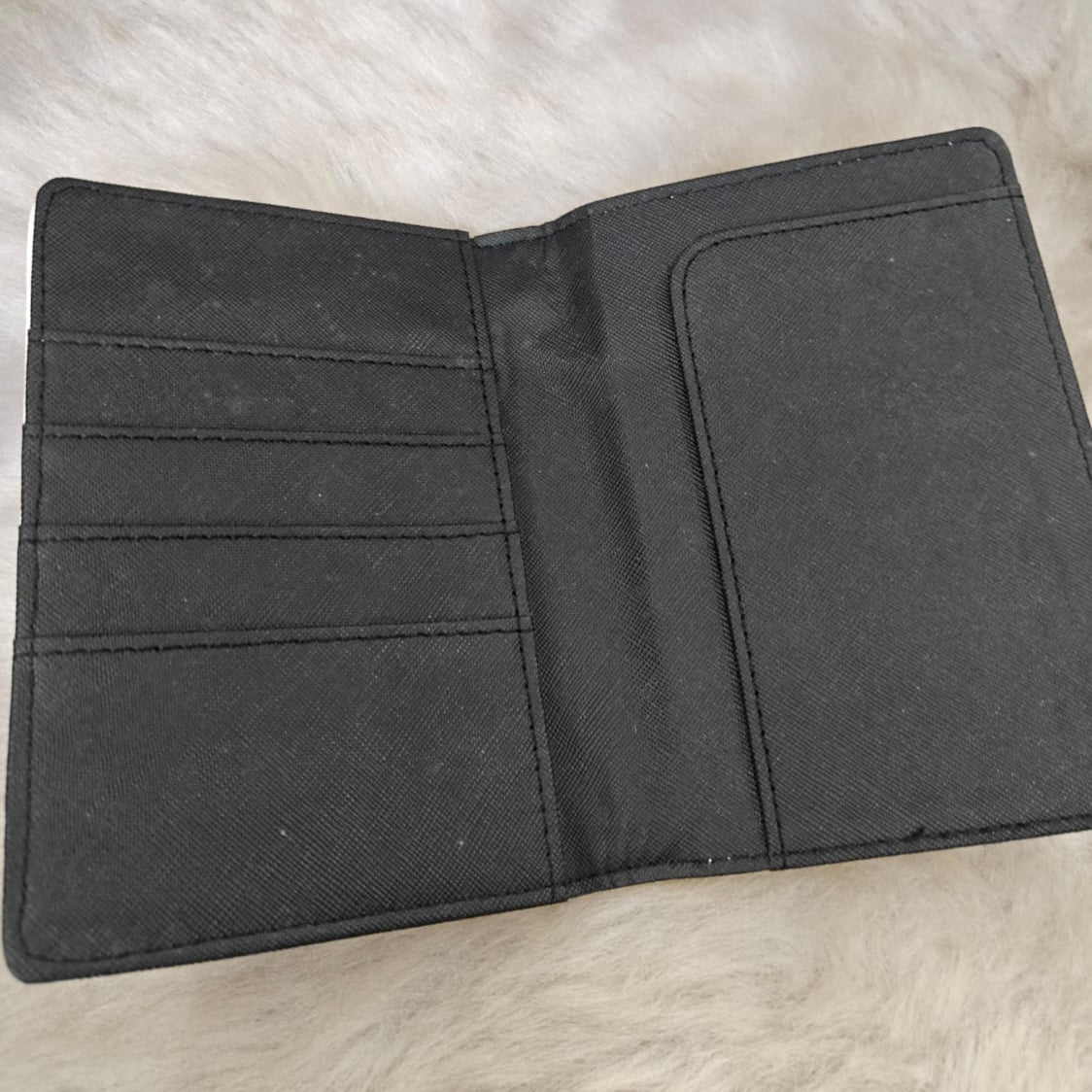 Harry Potter Gryffindor Passport Cover