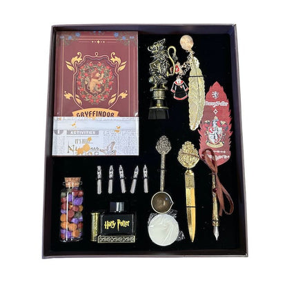 Harry Potter Collectable Pen Set - 15 Pcs - Random Set Will Be Provided