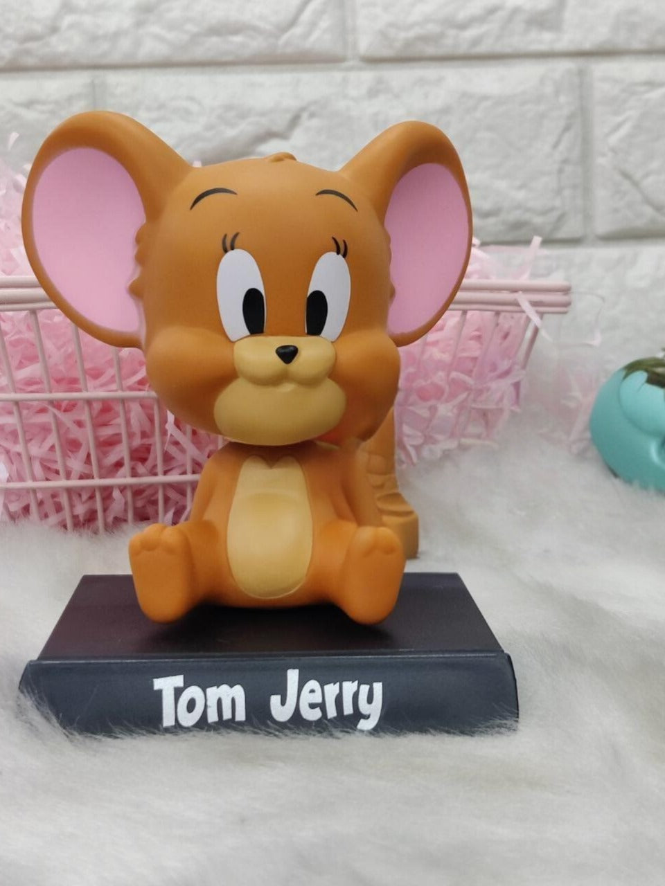 Jerry Bobblehead With Phonestand